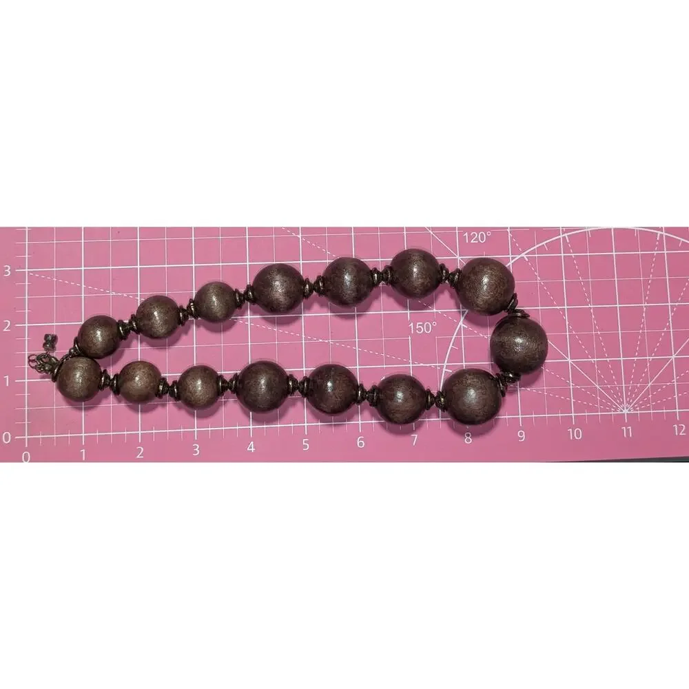 Vintage Chunky Necklace With Graduated Brown Wooden Beads